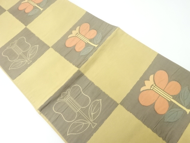 遠州椿模様織出し袋帯